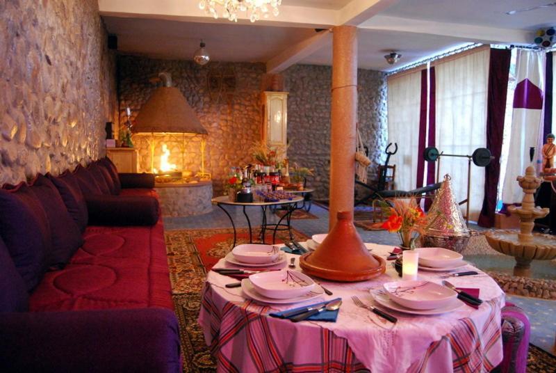 우아르자자테 Le Temps De Vivre B&B 외부 사진